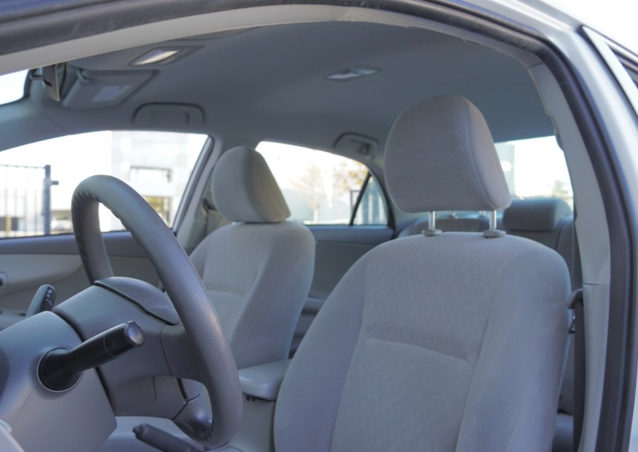 2009 Toyota Corolla LE (ONE OWNER) 4dr Sdn Auto, available for sale in Riverside, California | Big Timin Motors LLC. Riverside, California 2009 Toyota Corolla LE (ONE OWNER) 4dr Sdn Auto, available for sale in Riverside, California | Big Timin Motors LLC. Riverside, California
