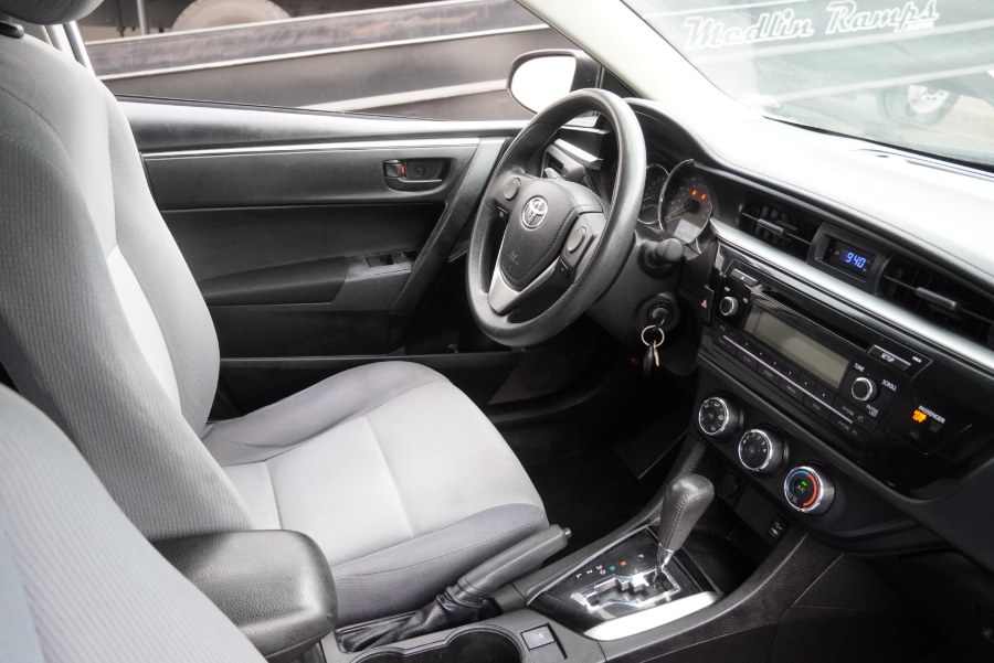 2014 Toyota Corolla LE 4dr Sdn, available for sale in Riverside, California | Big Timin Motors LLC. Riverside, California 2014 Toyota Corolla LE 4dr Sdn, available for sale in Riverside, California | Big Timin Motors LLC. Riverside, California