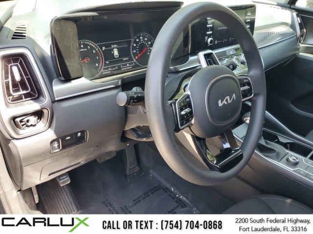 2022 Kia Sorento LX, available for sale in Fort Lauderdale, Florida | CarLux Fort Lauderdale. Fort Lauderdale, Florida 2022 Kia Sorento LX, available for sale in Fort Lauderdale, Florida | CarLux Fort Lauderdale. Fort Lauderdale, Florida