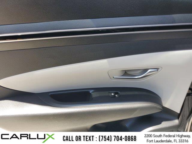 2023 Hyundai Tucson SEL, available for sale in Fort Lauderdale, Florida | CarLux Fort Lauderdale. Fort Lauderdale, Florida 2023 Hyundai Tucson SEL, available for sale in Fort Lauderdale, Florida | CarLux Fort Lauderdale. Fort Lauderdale, Florida