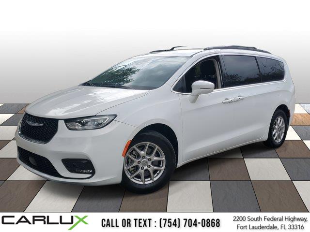 2022 Chrysler Pacifica Touring L, available for sale in Fort Lauderdale, Florida | CarLux Fort Lauderdale. Fort Lauderdale, Florida