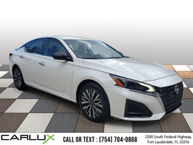 2024 Nissan Altima 2.5 SV photo 2