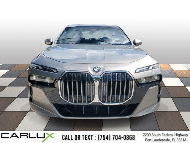 2024 Bmw 740i photo 2