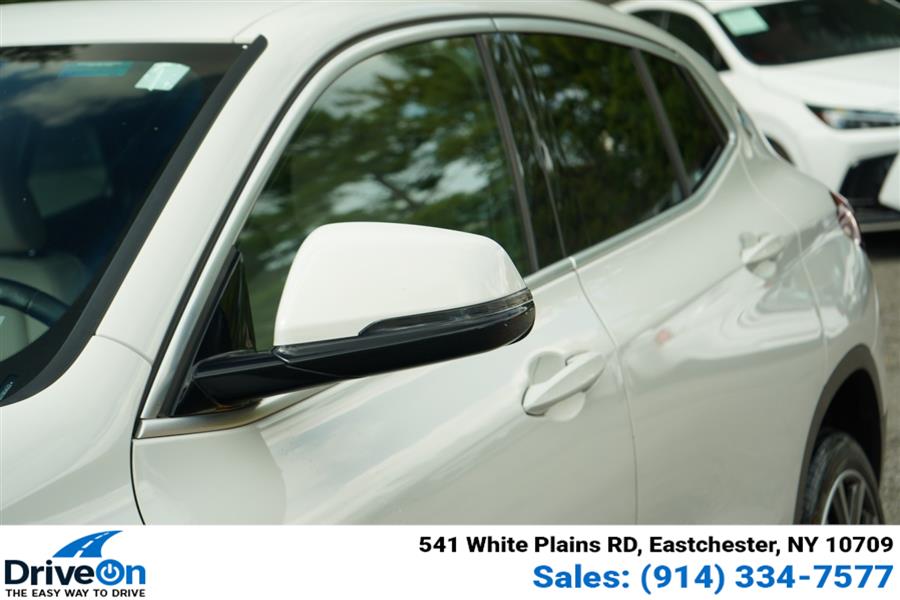 2022 Bmw X2 xDrive28i photo 2