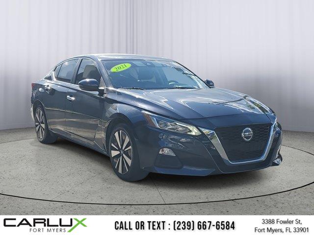 Used 2021 Nissan Altima in Fort Myers, Florida | Carlux Fort Myers. Fort Myers, Florida
