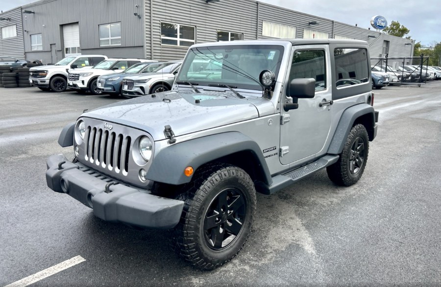 2014 Jeep Wrangler Sport photo 4