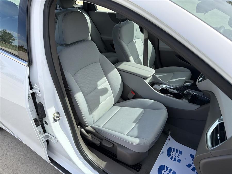 2021 Chevrolet Malibu LT, available for sale in Elida, Ohio | Josh's All Under Ten LLC. Elida, Ohio 2021 Chevrolet Malibu LT, available for sale in Elida, Ohio | Josh's All Under Ten LLC. Elida, Ohio