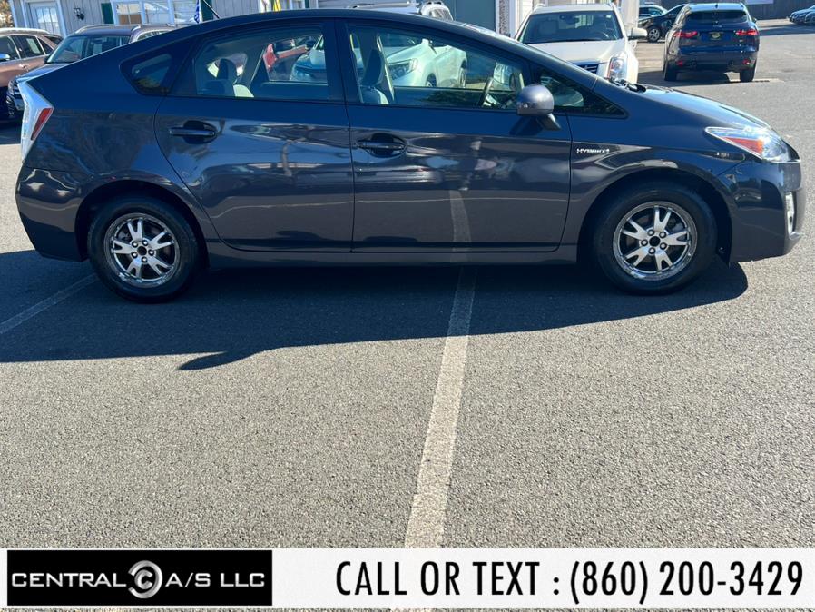 2010 Toyota Prius Two photo 4
