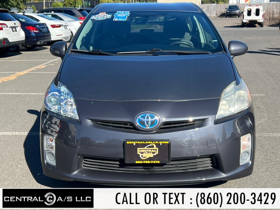 2010 Toyota Prius Two photo 2