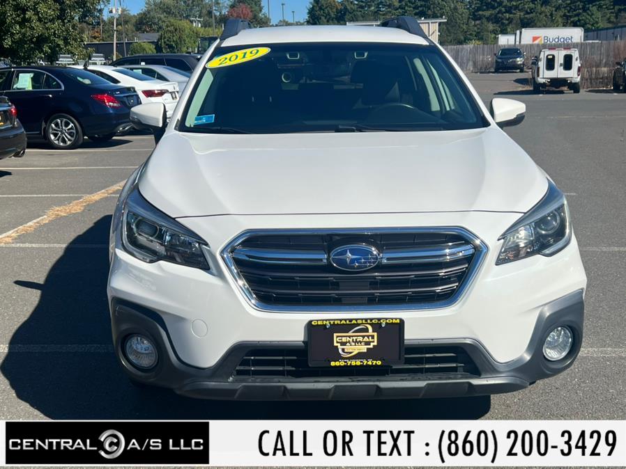 2019 Subaru Outback 2.5i Limited photo 2