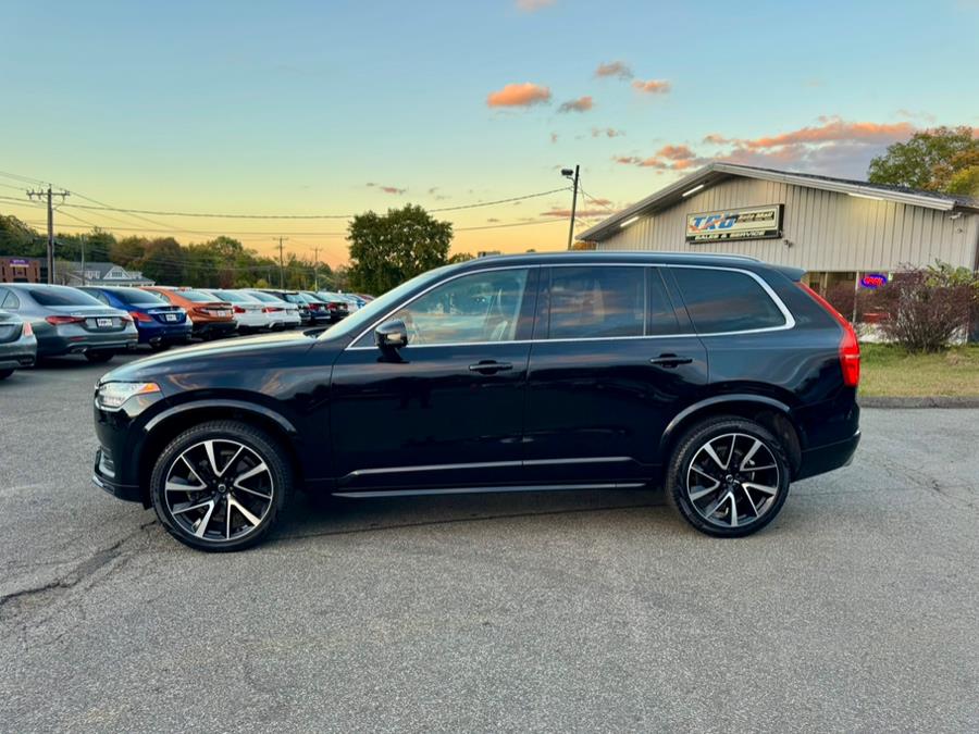 2021 Volvo XC90 T6 AWD Momentum photo 3