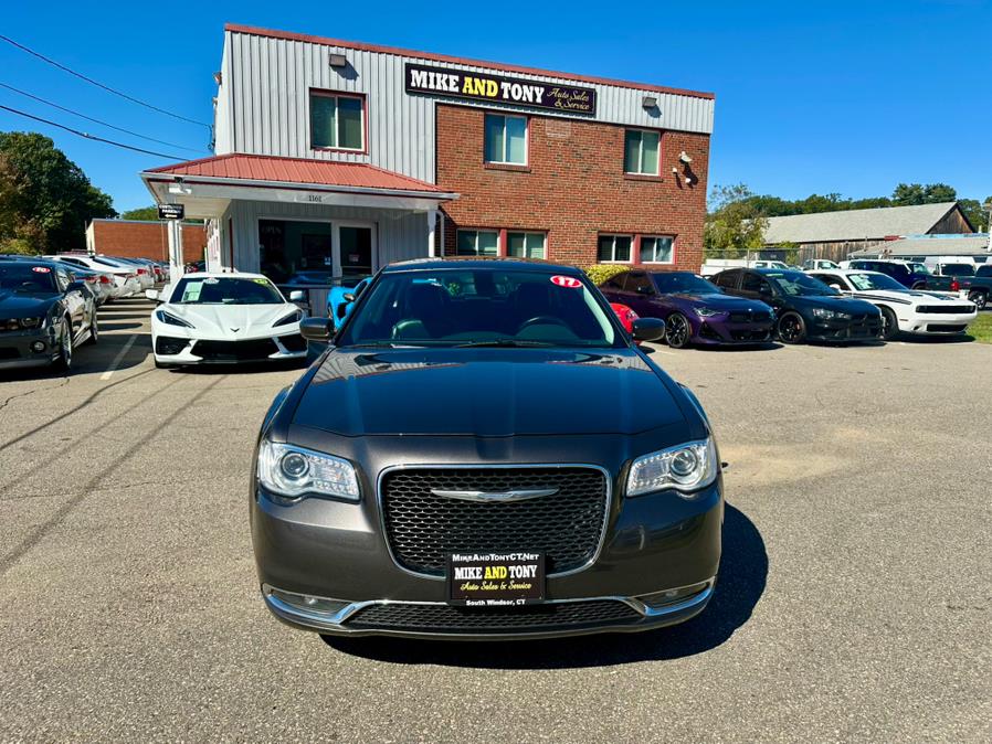 2017 Chrysler 300
