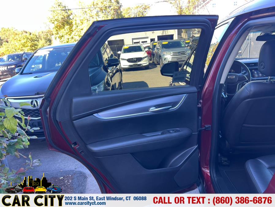 2018 Cadillac XT5 AWD 4dr Luxury, available for sale in East Windsor, Connecticut | Car City LLC. East Windsor, Connecticut 2018 Cadillac XT5 AWD 4dr Luxury, available for sale in East Windsor, Connecticut | Car City LLC. East Windsor, Connecticut