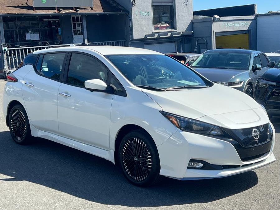 2024 Nissan Leaf SV Plus photo 2