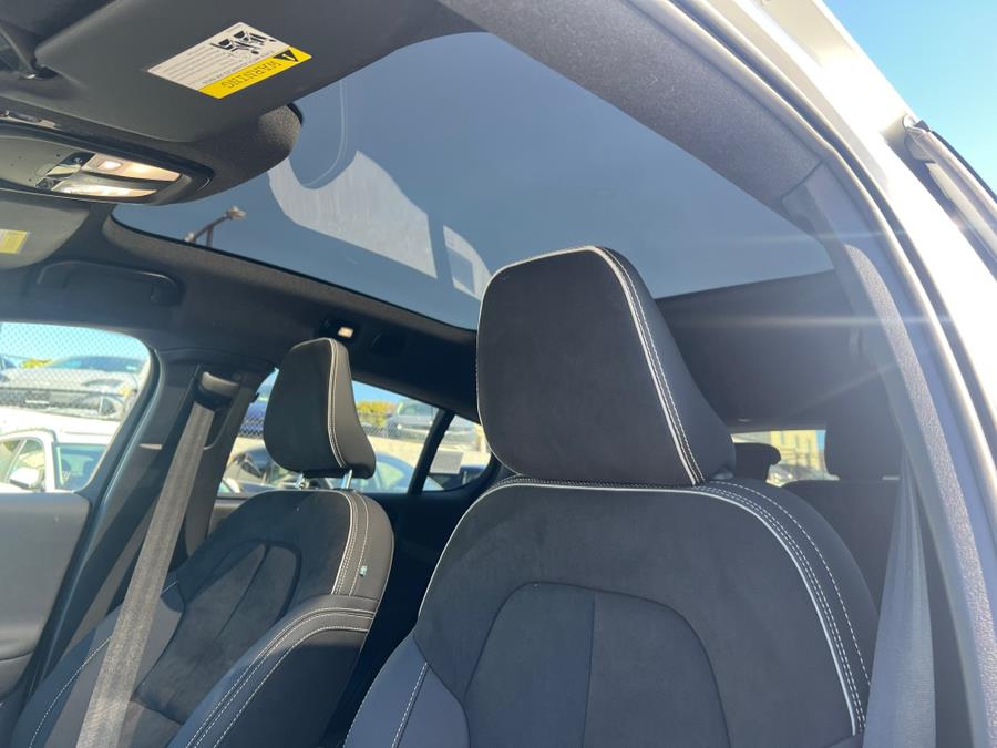 2023 Volvo C40 Recharge Twin eAWD Plus, available for sale in Daly City, California | Green Light Auto Wholesale. Daly City, California 2023 Volvo C40 Recharge Twin eAWD Plus, available for sale in Daly City, California | Green Light Auto Wholesale. Daly City, California