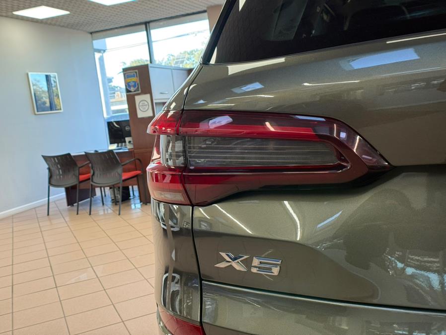 2022 BMW X5 xDrive40i Sports Activity Vehicle, available for sale in Massapequa Park, New York | Power Motors East. Massapequa Park, New York 2022 BMW X5 xDrive40i Sports Activity Vehicle, available for sale in Massapequa Park, New York | Power Motors East. Massapequa Park, New York
