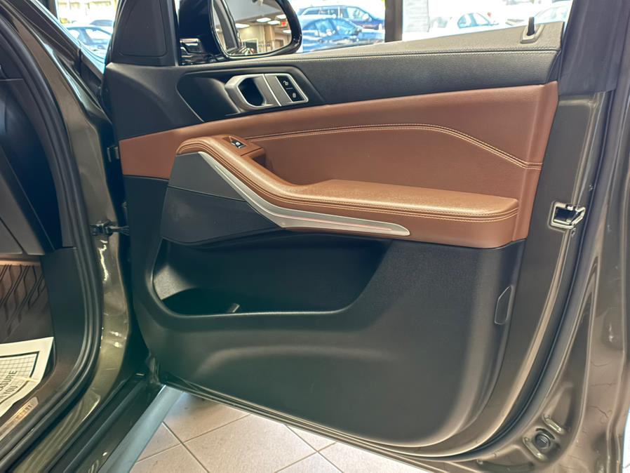 2022 BMW X5 xDrive40i Sports Activity Vehicle, available for sale in Massapequa Park, New York | Power Motors East. Massapequa Park, New York 2022 BMW X5 xDrive40i Sports Activity Vehicle, available for sale in Massapequa Park, New York | Power Motors East. Massapequa Park, New York