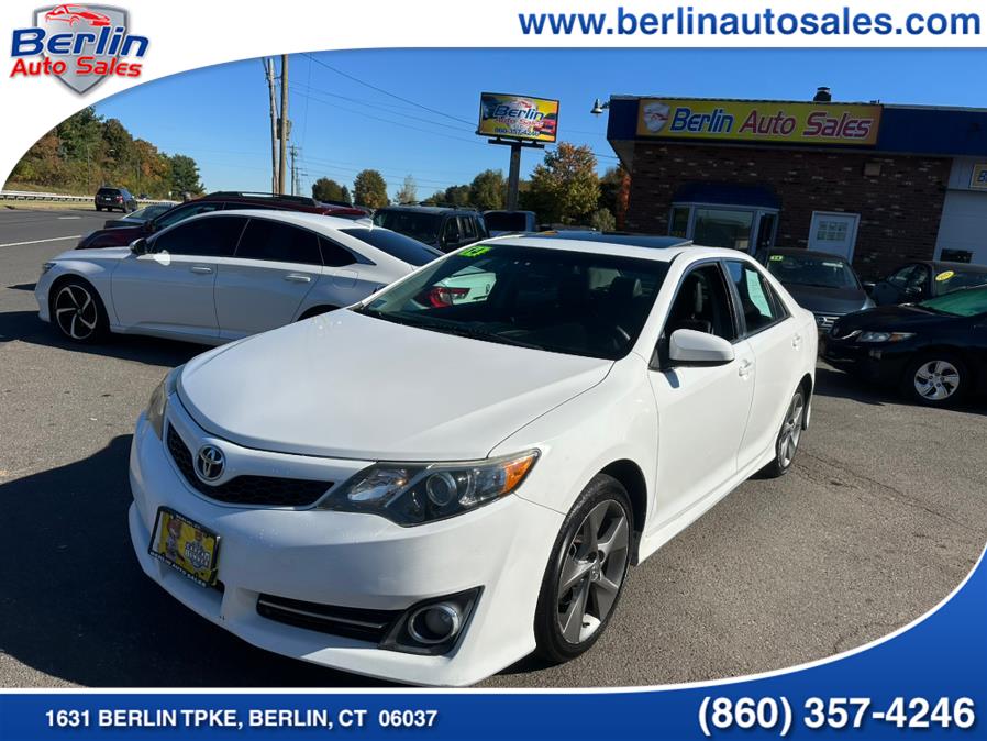 Used 2014 Toyota Camry in Berlin, Connecticut | Berlin Auto Sales LLC. Berlin, Connecticut