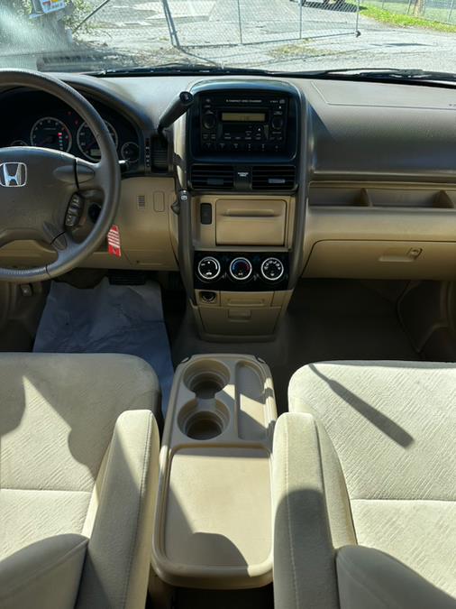 2005 Honda CR-V 4WD EX AT, available for sale in New Milford, Connecticut | Faustos Auto Body and Repairs LLC. New Milford, Connecticut 2005 Honda CR-V 4WD EX AT, available for sale in New Milford, Connecticut | Faustos Auto Body and Repairs LLC. New Milford, Connecticut