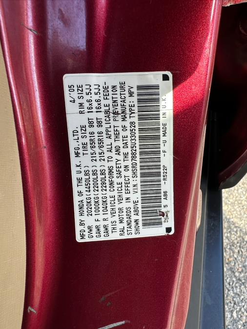 2005 Honda CR-V 4WD EX AT, available for sale in New Milford, Connecticut | Faustos Auto Body and Repairs LLC. New Milford, Connecticut 2005 Honda CR-V 4WD EX AT, available for sale in New Milford, Connecticut | Faustos Auto Body and Repairs LLC. New Milford, Connecticut