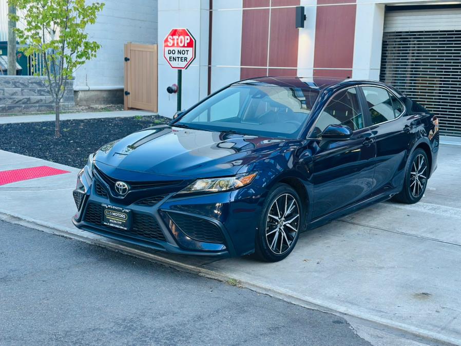 2021 Toyota Camry SE Auto (Natl), available for sale in Irvington, New Jersey | Elis Motors Corp. Irvington, New Jersey