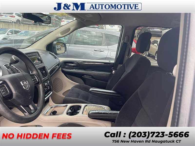 2014 Dodge Grand Caravan SXT, available for sale in Naugatuck, Connecticut | J&M Automotive Sls&Svc LLC. Naugatuck, Connecticut 2014 Dodge Grand Caravan SXT, available for sale in Naugatuck, Connecticut | J&M Automotive Sls&Svc LLC. Naugatuck, Connecticut