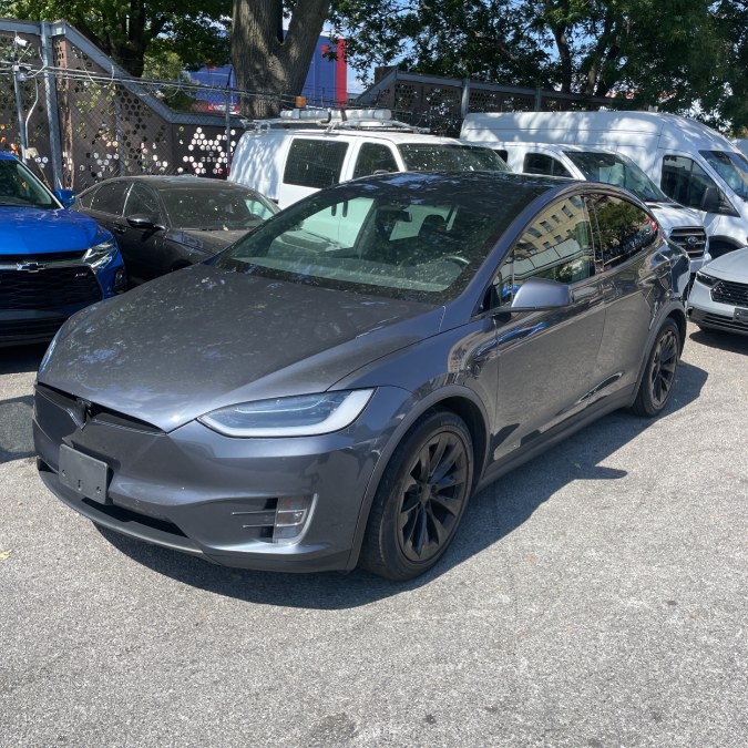 Used 2018 Tesla Model x in Long Island City, New York | Luxury Of Queens. Long Island City, New York