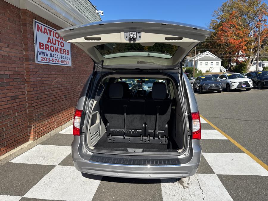 2014 Chrysler Town & Country 4dr Wgn Touring-L, available for sale in Waterbury, Connecticut | National Auto Brokers, Inc.. Waterbury, Connecticut 2014 Chrysler Town & Country 4dr Wgn Touring-L, available for sale in Waterbury, Connecticut | National Auto Brokers, Inc.. Waterbury, Connecticut