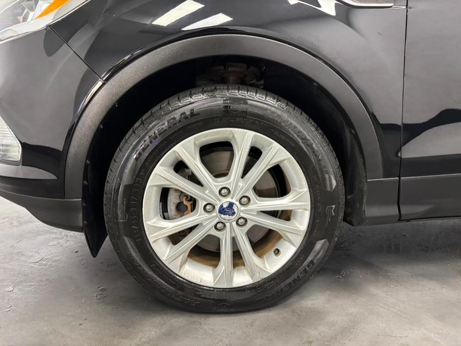2017 Ford Escape SE 4WD, available for sale in Elizabeth, New Jersey | Dream Auto Group. Elizabeth, New Jersey 2017 Ford Escape SE 4WD, available for sale in Elizabeth, New Jersey | Dream Auto Group. Elizabeth, New Jersey