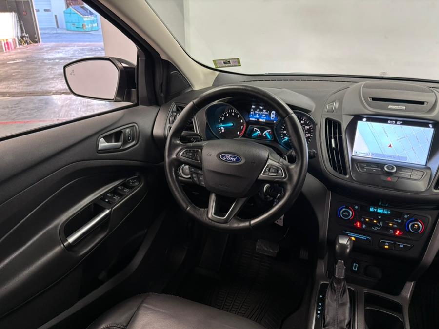 2017 Ford Escape SE 4WD, available for sale in Elizabeth, New Jersey | Dream Auto Group. Elizabeth, New Jersey 2017 Ford Escape SE 4WD, available for sale in Elizabeth, New Jersey | Dream Auto Group. Elizabeth, New Jersey