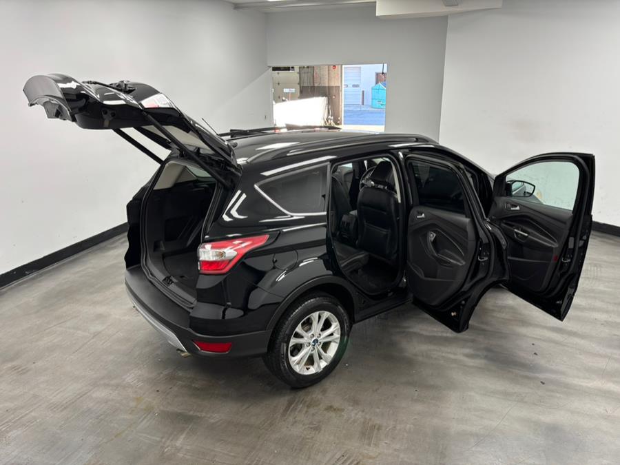 2017 Ford Escape SE 4WD, available for sale in Elizabeth, New Jersey | Dream Auto Group. Elizabeth, New Jersey 2017 Ford Escape SE 4WD, available for sale in Elizabeth, New Jersey | Dream Auto Group. Elizabeth, New Jersey