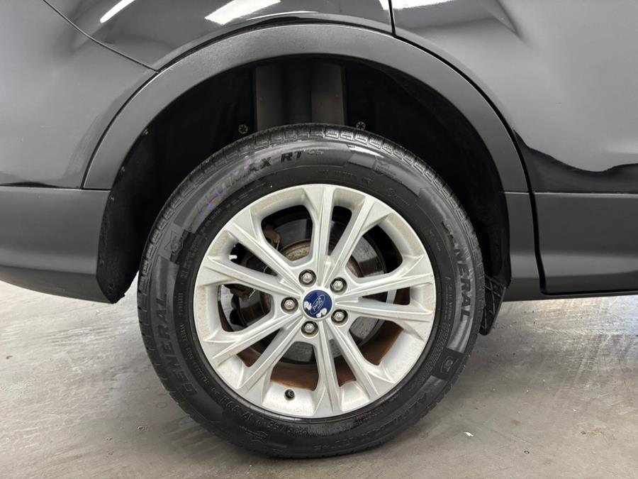 2017 Ford Escape SE 4WD, available for sale in Elizabeth, New Jersey | Dream Auto Group. Elizabeth, New Jersey 2017 Ford Escape SE 4WD, available for sale in Elizabeth, New Jersey | Dream Auto Group. Elizabeth, New Jersey