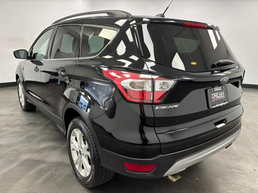 2017 Ford Escape SE 4WD, available for sale in Elizabeth, New Jersey | Dream Auto Group. Elizabeth, New Jersey 2017 Ford Escape SE 4WD, available for sale in Elizabeth, New Jersey | Dream Auto Group. Elizabeth, New Jersey