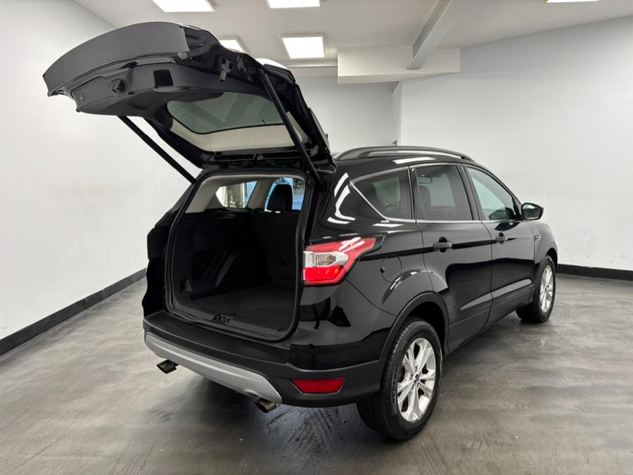 2017 Ford Escape SE 4WD, available for sale in Elizabeth, New Jersey | Dream Auto Group. Elizabeth, New Jersey 2017 Ford Escape SE 4WD, available for sale in Elizabeth, New Jersey | Dream Auto Group. Elizabeth, New Jersey