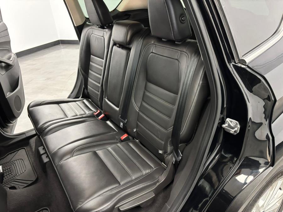 2017 Ford Escape SE 4WD, available for sale in Elizabeth, New Jersey | Dream Auto Group. Elizabeth, New Jersey 2017 Ford Escape SE 4WD, available for sale in Elizabeth, New Jersey | Dream Auto Group. Elizabeth, New Jersey