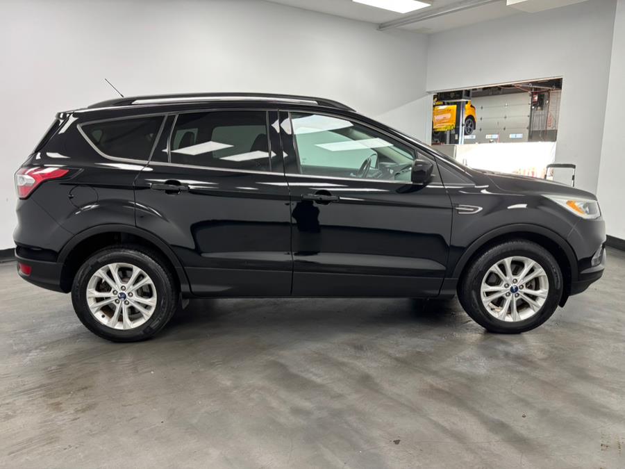 2017 Ford Escape SE 4WD, available for sale in Elizabeth, New Jersey | Dream Auto Group. Elizabeth, New Jersey 2017 Ford Escape SE 4WD, available for sale in Elizabeth, New Jersey | Dream Auto Group. Elizabeth, New Jersey