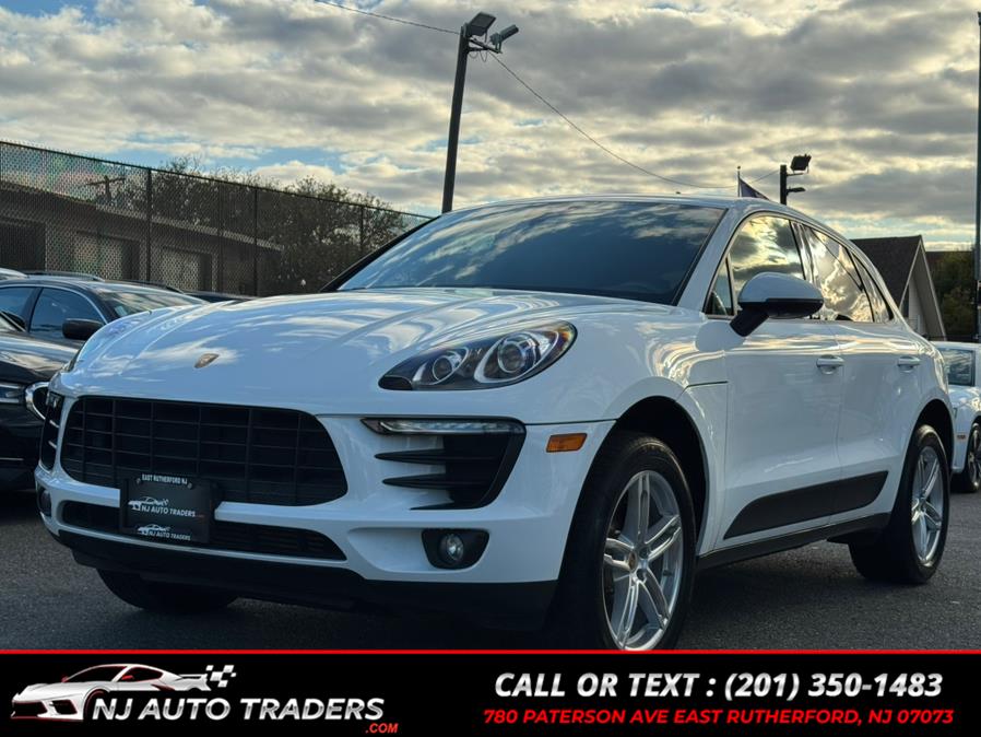 2017 Porsche Macan photo 2