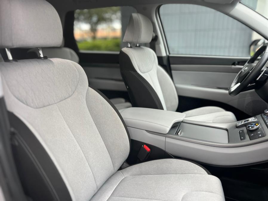 2022 Hyundai Palisade SEL AWD, available for sale in Hialeah, Florida | The Palm Motors LLC. Hialeah, Florida 2022 Hyundai Palisade SEL AWD, available for sale in Hialeah, Florida | The Palm Motors LLC. Hialeah, Florida