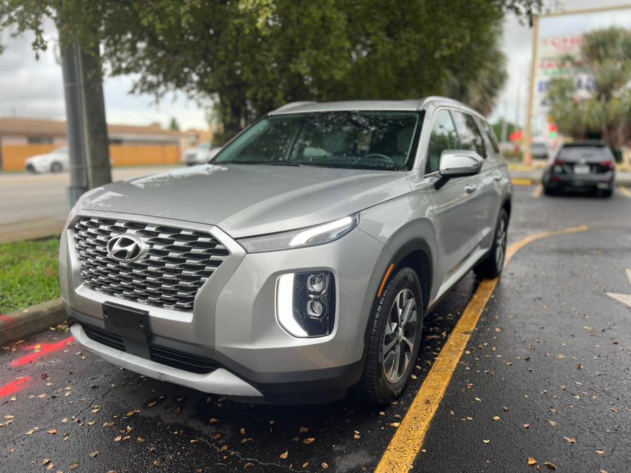 2022 Hyundai Palisade SEL AWD, available for sale in Hialeah, Florida | The Palm Motors LLC. Hialeah, Florida 2022 Hyundai Palisade SEL AWD, available for sale in Hialeah, Florida | The Palm Motors LLC. Hialeah, Florida