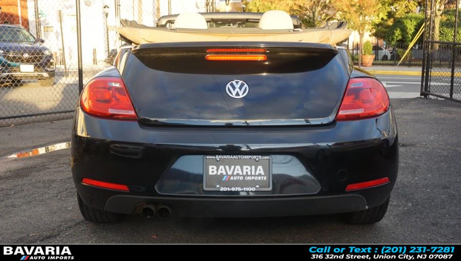 2013 Volkswagen Beetle Convertible 2.5L photo 4