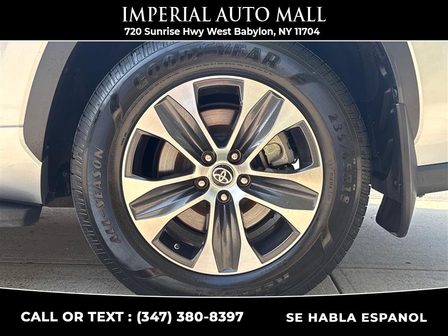 2021 Toyota Highlander XLE FWD (Natl), available for sale in West Babylon, New York | Imperial Auto Mall. West Babylon, New York 2021 Toyota Highlander XLE FWD (Natl), available for sale in West Babylon, New York | Imperial Auto Mall. West Babylon, New York