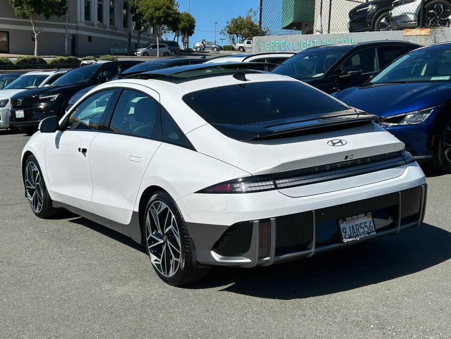 2023 Hyundai Ioniq 6 Limited photo 2