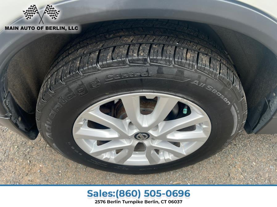 2017 Nissan Rogue 2017.5 AWD SV, available for sale in Berlin, Connecticut | Main Auto of Berlin. Berlin, Connecticut 2017 Nissan Rogue 2017.5 AWD SV, available for sale in Berlin, Connecticut | Main Auto of Berlin. Berlin, Connecticut