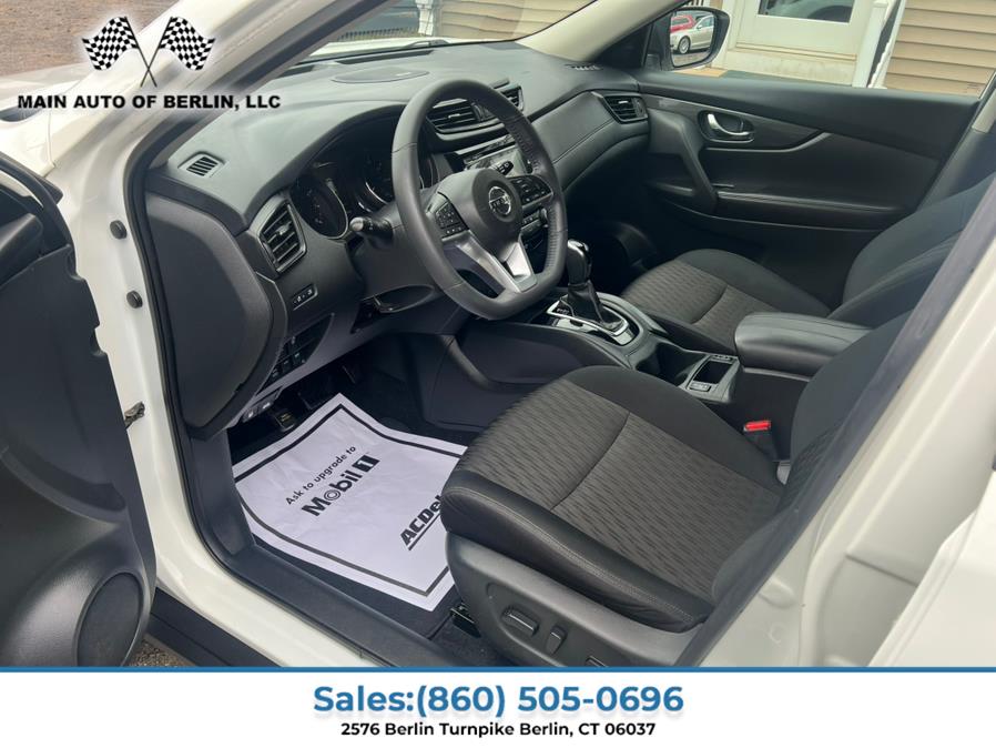 2017 Nissan Rogue 2017.5 AWD SV, available for sale in Berlin, Connecticut | Main Auto of Berlin. Berlin, Connecticut 2017 Nissan Rogue 2017.5 AWD SV, available for sale in Berlin, Connecticut | Main Auto of Berlin. Berlin, Connecticut