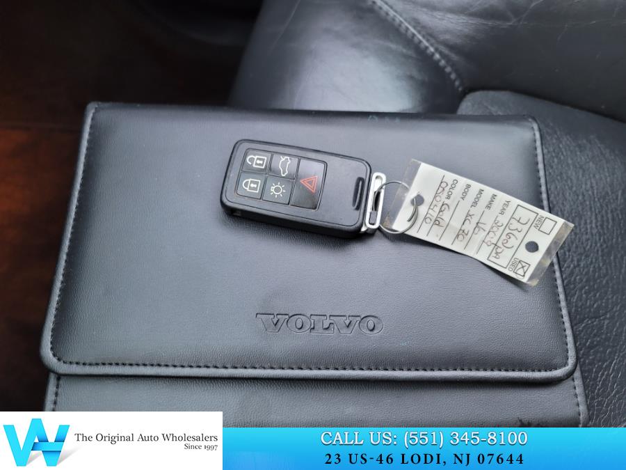 2009 Volvo XC70 4dr Wgn 3.2L w/Sunroof, available for sale in Lodi, New Jersey | AW Auto & Truck Wholesalers, Inc. Lodi, New Jersey 2009 Volvo XC70 4dr Wgn 3.2L w/Sunroof, available for sale in Lodi, New Jersey | AW Auto & Truck Wholesalers, Inc. Lodi, New Jersey