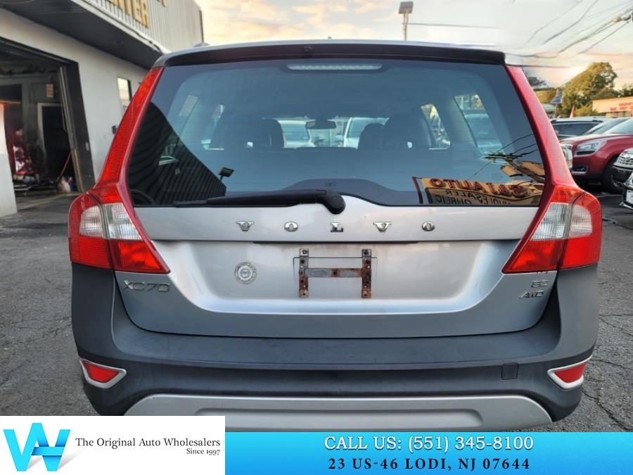 2009 Volvo XC70 4dr Wgn 3.2L w/Sunroof, available for sale in Lodi, New Jersey | AW Auto & Truck Wholesalers, Inc. Lodi, New Jersey 2009 Volvo XC70 4dr Wgn 3.2L w/Sunroof, available for sale in Lodi, New Jersey | AW Auto & Truck Wholesalers, Inc. Lodi, New Jersey