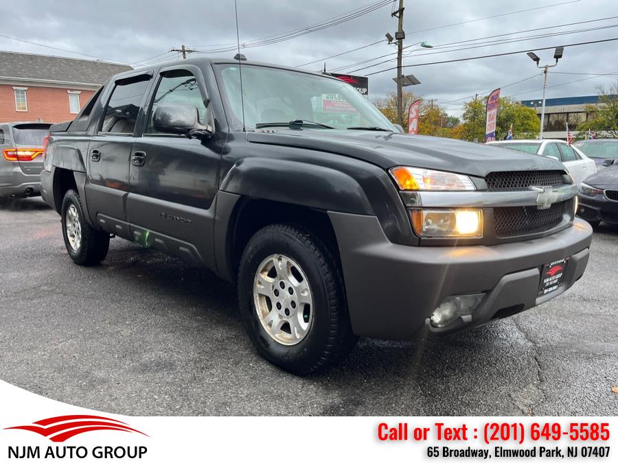 Used 2004 Chevrolet Avalanche in Elmwood Park, New Jersey | NJM Auto Group. Elmwood Park, New Jersey