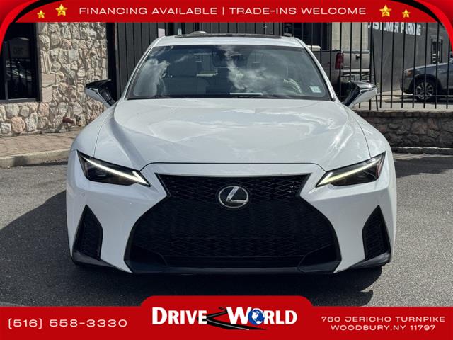 2022 Lexus IS F SPORT photo 2