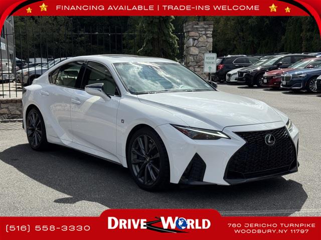 2022 Lexus IS F SPORT photo 3