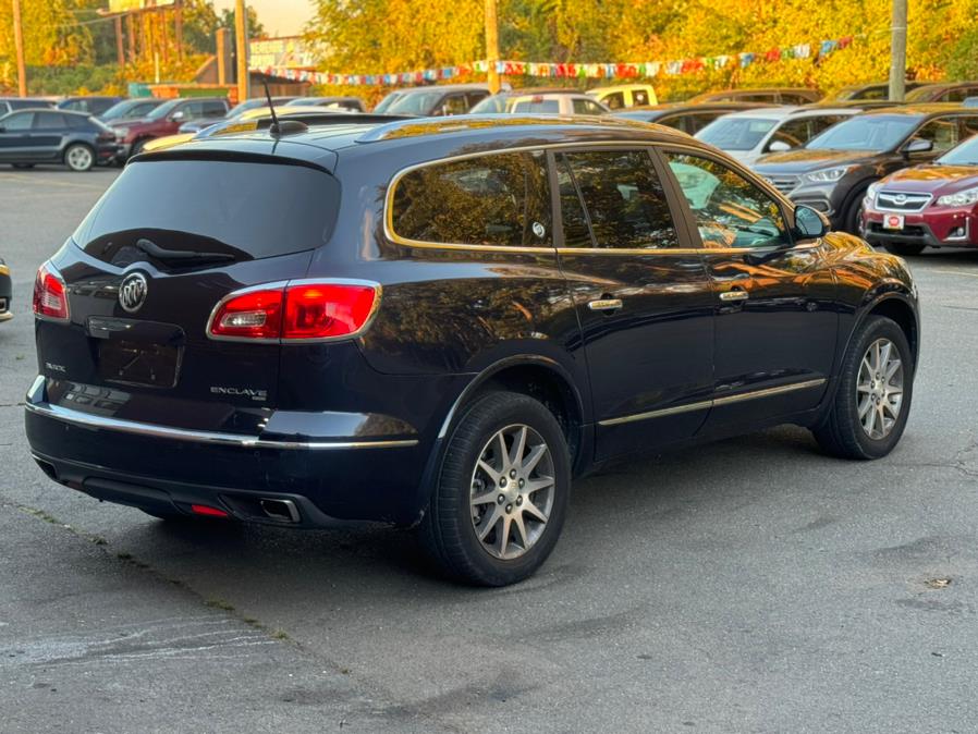 2017 Buick Enclave Leather photo 3